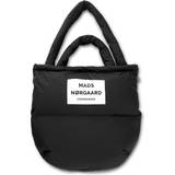 Håndtag - Trykknap Tasker Mads Nørgaard Recycle Pillow Bag - Black