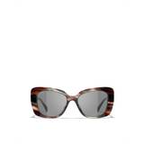 Chanel Voksen Solbriller Chanel Woman Sunglass CH5504 Frame color: