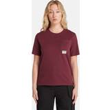Timberland Dame T-shirts & Toppe Timberland Angled Pocket T-shirt For Women In Burgundy Burgundy