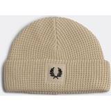 Fred Perry Herre Tilbehør Fred Perry Men's Mens Patch Brand Waffle Knit Beanie Oatmeal Black ONE oatmeal black