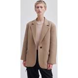 Second Female Dame Blazere Second Female Esla Blazer Kvinde Blazere hos Magasin Silver Mink