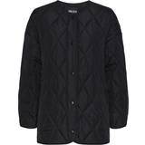Pieces Hipsters Tøj Pieces Stella Quilted Jacket - Black