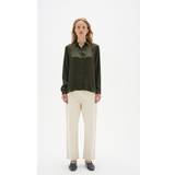 42 - Grøn - Silke Overdele InWear Leonore Shirt Premium 100% Silk Kvinde Skjorter Relaxed Fit hos Magasin Olive Leaf