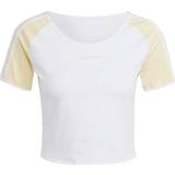 Adidas 60 Overdele adidas Island Club Short T-shirt White Almost Yellow