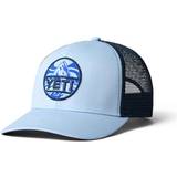 Yeti V-udskæring Tøj Yeti Mountain Badge Trucker Hat Light Blue