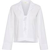 InWear Hvid Tøj InWear HelveIW Cropped Shirt, Pure White Pasform: Loose Fit