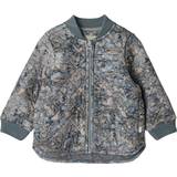 Aftagelig hætte - Camouflage Børnetøj Wheat Loui Thermal Jacket - Rainy Blue Clouds