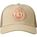 Yeti V-udskæring Tøj Yeti Built For The Wild Trucker Hat Khaki