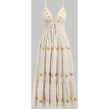 Beige - Lange kjoler Shein Women's Casual Holiday Star Embroidery Spaghetti Strap A-Line Maxi Dress