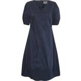CULTURE 10 Tøj CULTURE Cuantoinett SS Dress Kvinde Kjoler hos Magasin Blue Iris