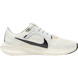 Nike 41 ⅓ - Dame Løbesko Nike Pegasus 40 W - Sail/Coconut Milk/White/Black