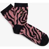 Fred Perry Pink Tøj Fred Perry x Amy Winehouse Print Dusty Rose Pink Socken