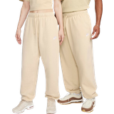 Beige - Oversized Bukser Nike Sportswear Club Fleece Mid-Rise Oversized Sweatpants Women's - Sanddrift/White
