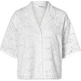 40 - Dame T-shirts & Toppe Stedman Broderie Anglaise Kortærmet Skjorte hvid