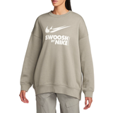 Dame - Grøn - Oversized Sweatere Nike Women's Sportswear Oversized Fleece Crew-Neck Sweatshirt - Dark Stucco/Sail