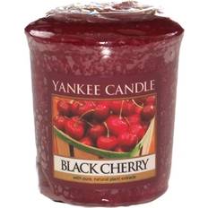 Yankee Candle Rød Duftlys Yankee Candle Black Cherry Votive Duftlys 49g