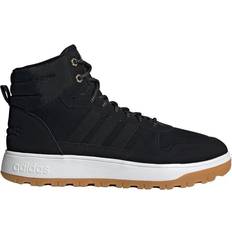 Vinterforet Sneakers adidas Blizzare M - Core Black/Core Black/Matte Gold