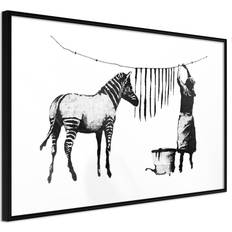 Artgeist med ramme Banksy: Washing Zebra Stripes Sort 60x40 Plakat