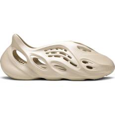 Adidas Herre - Slip-on Sneakers adidas Yeezy Foam Runner M - Sand
