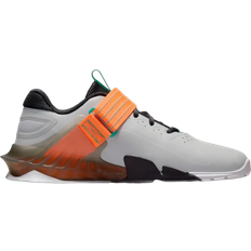 48 ½ - Grå - Unisex Sportssko Nike Savaleos - Grey Fog/Dark Smoke Grey/Total Orange/Clear Emerald
