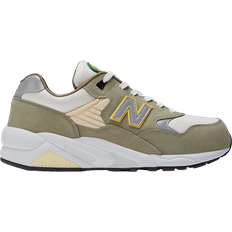 New Balance 35 ½ - Herre - Nubuck Sneakers New Balance 580 M - Olive Leaf/Raw Cashew/Egg Yolk