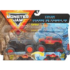 Spin Master Monster Jam Color Change Max-D vs Radical Rescue