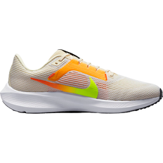 Nike 4 - 42 ½ - Herre Løbesko Nike Air Zoom Pegasus 40 M - White/Coconut Milk/Volt/Multicolour