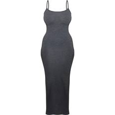 PrettyLittleThing 32 - Dame Kjoler PrettyLittleThing Shape Jersey Strappy Maxi Dress - Charcoal Grey