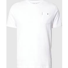 Ben Sherman Overdele Ben Sherman T-Shirt mit Label-Detail Modell 'SIGNATURE' in Weiss, Größe