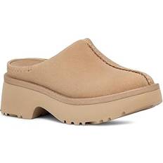 41 ½ - Dame Træsko UGG New Heights Clog Sand Women's Clog Shoes Beige