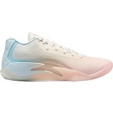 Herre - Pink Basketballsko Nike Zion 3 Rising - Bleached Coral/Pale Ivory/Glacier Blue/Crimson Tint