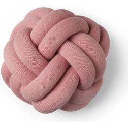 Design House Stockholm Knot Komplet pyntepude Pink (15x30cm)