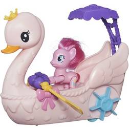 Hasbro Pinkie Pie Row & Ride Swan