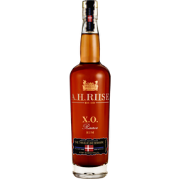 A.H. Riise XO Reserve Thin Blue Line Denmark Rum 40% 70 cl
