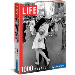 Clementoni High Quality Collection Life Magazine the Kiss 1000 Pieces