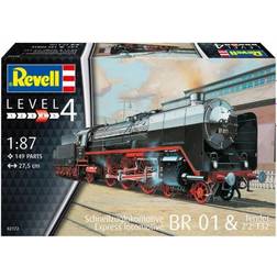 Revell Express Locomotive BR01 & Tender T32 1:87