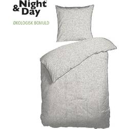 Night & Day sengetøj 70x100 - Leo print 100%