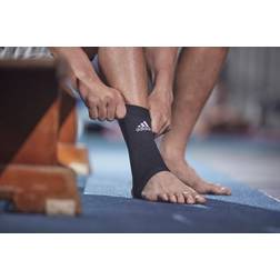 adidas (Black, M) Performance Climacool Ankle Support Brace Sports