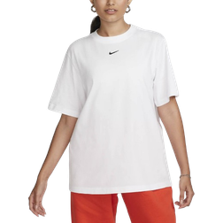 Nike Women's Sportswear Essential T-shirt - White/Black