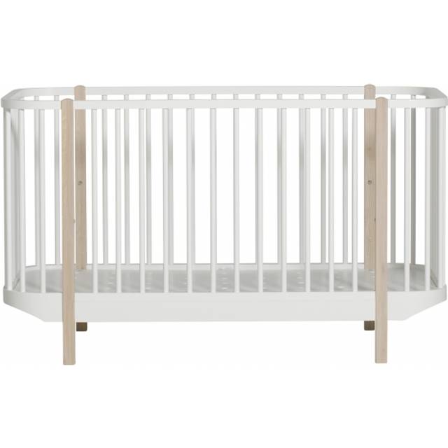 Oliver Furniture Wood Cot - Bedside crib test - TIl den lille